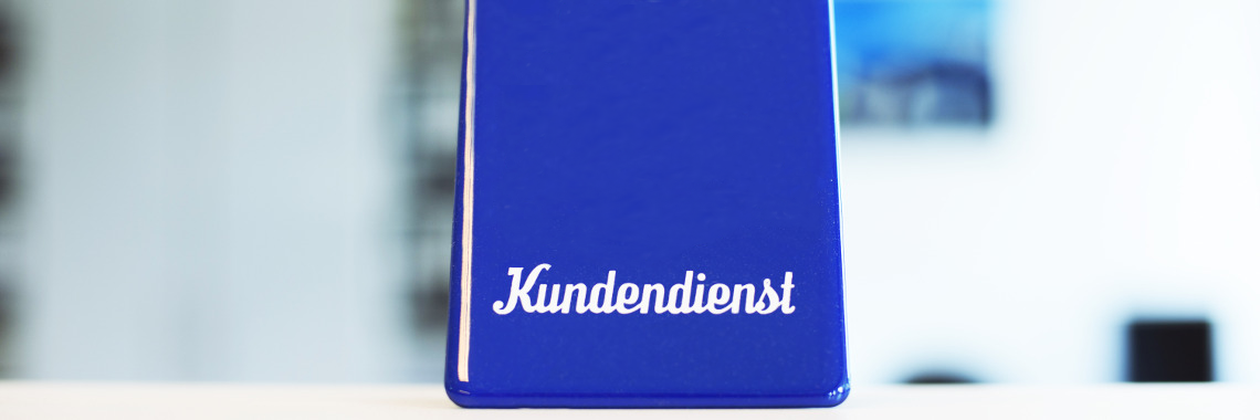 kundendienst schild